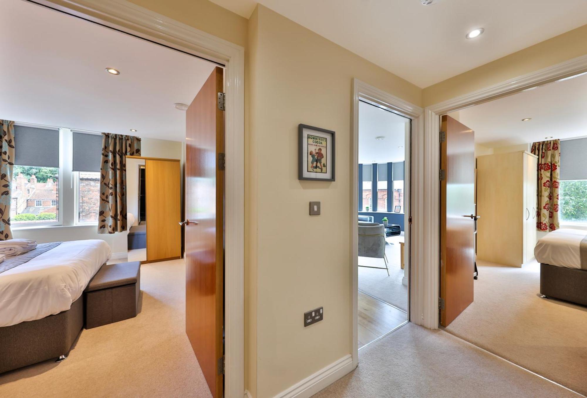 Aspire - 2 Bed, Parking, 3 Minute Walk To Minster Appartement